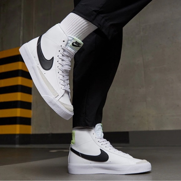 active nike blazer